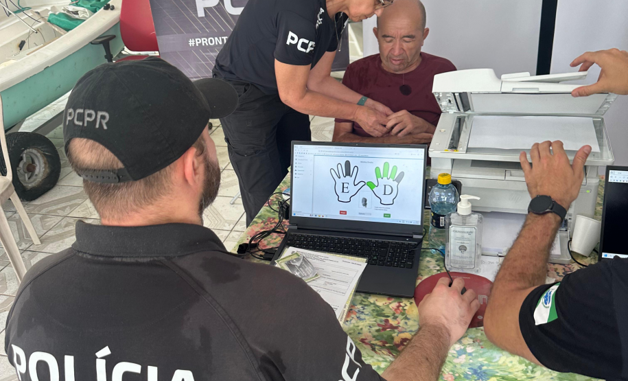 Segurança Pública leva serviços a moradores da Ilha das Peças durante a Missão Paraná IV