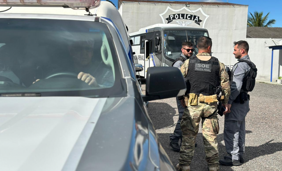 Polícia Penal do Paraná realiza transferências de 134 custodiados para reforço da segurança no litoral