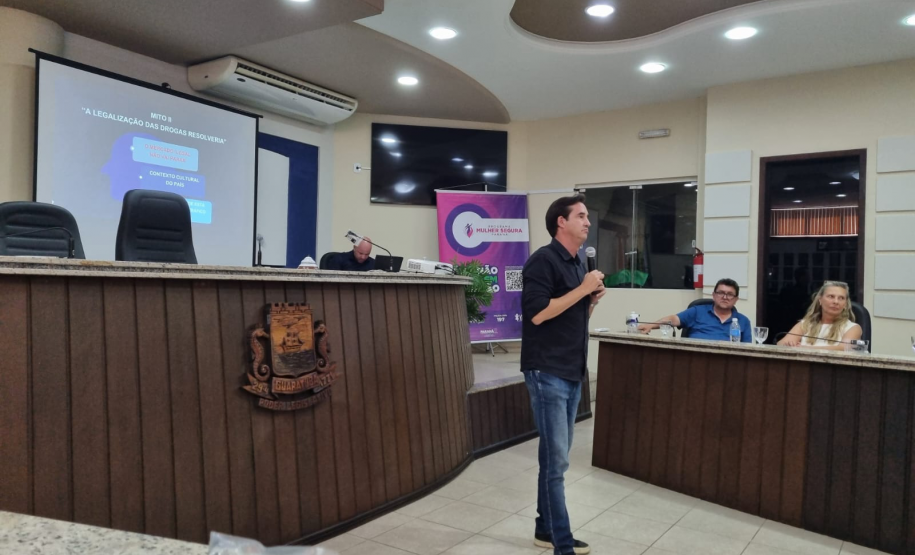Seminário Mulher Segura e Prevenção ao Uso de Drogas é realizado na Câmara Municipal de Guaratuba