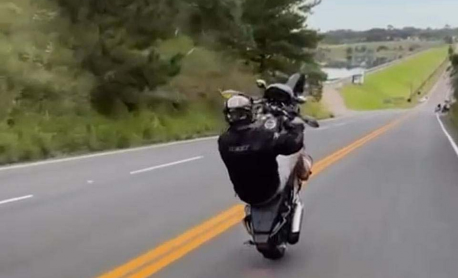 PCPR cumpre 6 mandados contra suspeitos de praticar manobras ilegais com motos