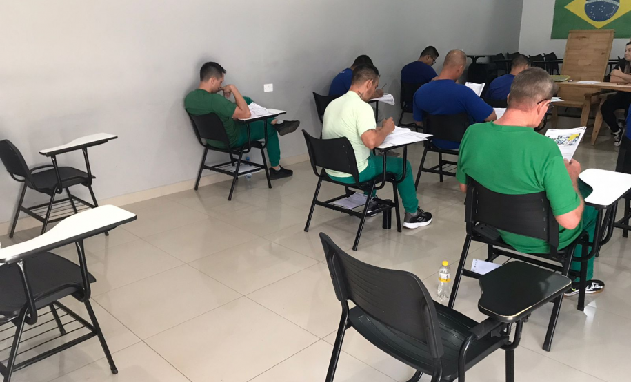 Enem PPL 2025 mobiliza mais de 7,6 mil pessoas privadas de liberdade no Paraná