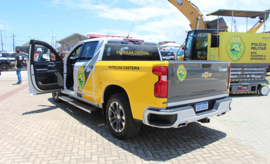 Veículos de grande porte reforçam atuação da Patrulha Costeira da PMPR no Litoral