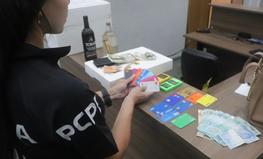 Ação conjunta da Polícia Civil e Polícia Militar prende homem por estelionato em Matinhos