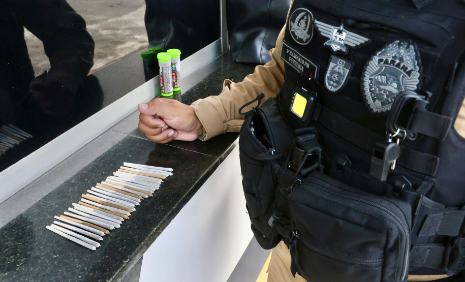 PMPR realiza operação contra o tráfico de drogas em rodovia de Pontal do Paraná