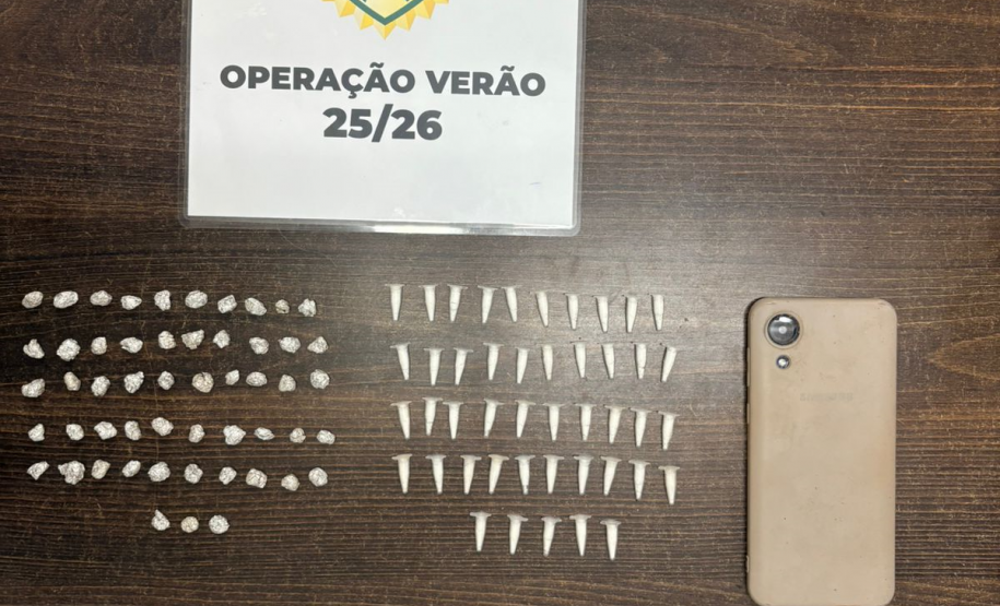 PMPR prende dois por tráfico e descumprimento de medida protetiva em Matinhos