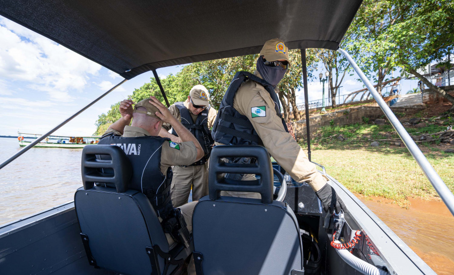 Por terra e água, forças de segurança garantem verão tranquilo no Noroeste