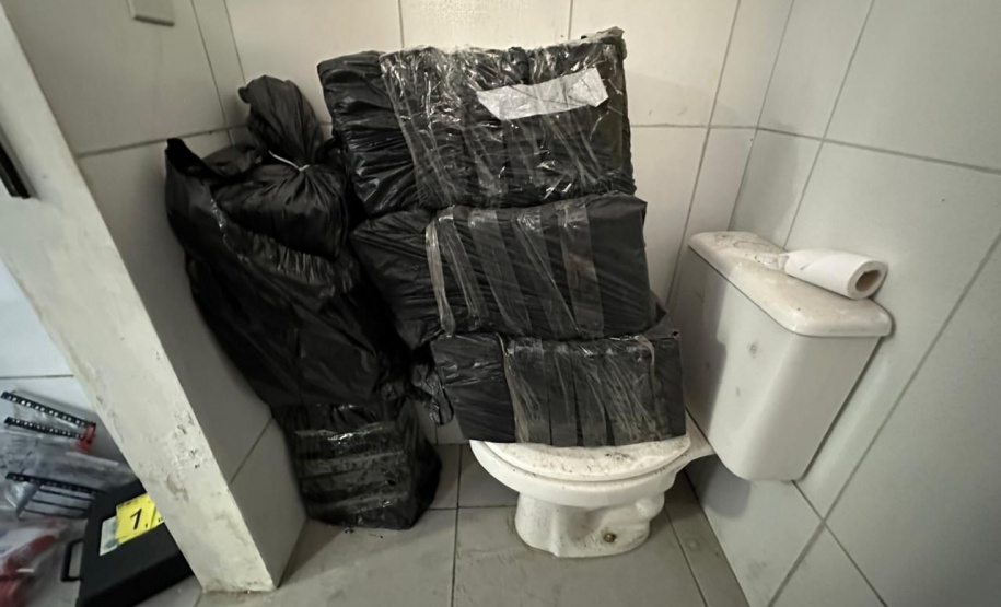 Polícias do Paraná apreendem a segunda maior carga de cocaína do ano: droga seria enviada à Europa