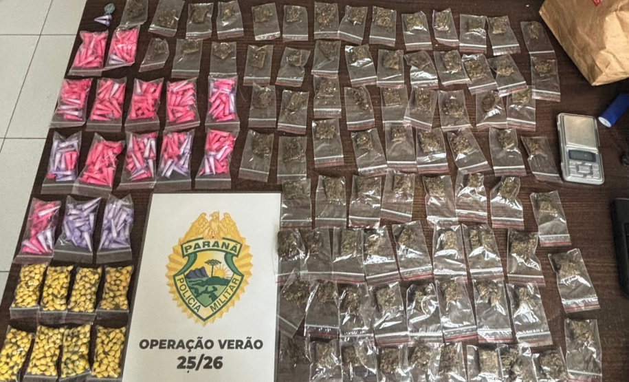PMPR apreende drogas e prende duas pessoas por tráfico em Matinhos