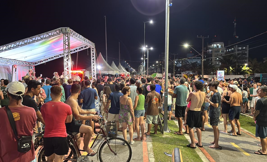 Música, interação e segurança: PMPR anima a noite de Caiobá