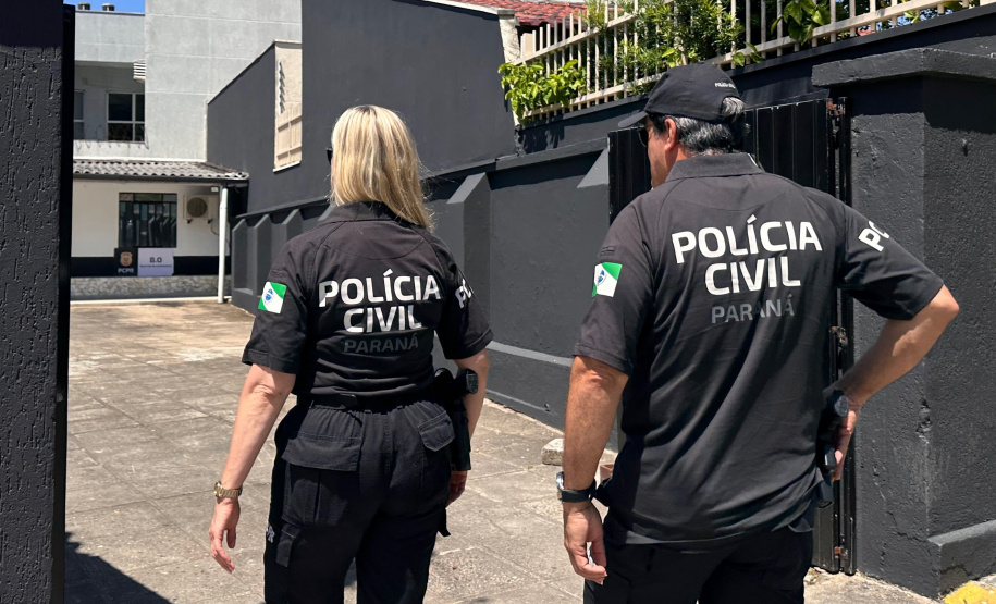 PCPR cumpre mandados de prisão contra foragido em Guaratuba