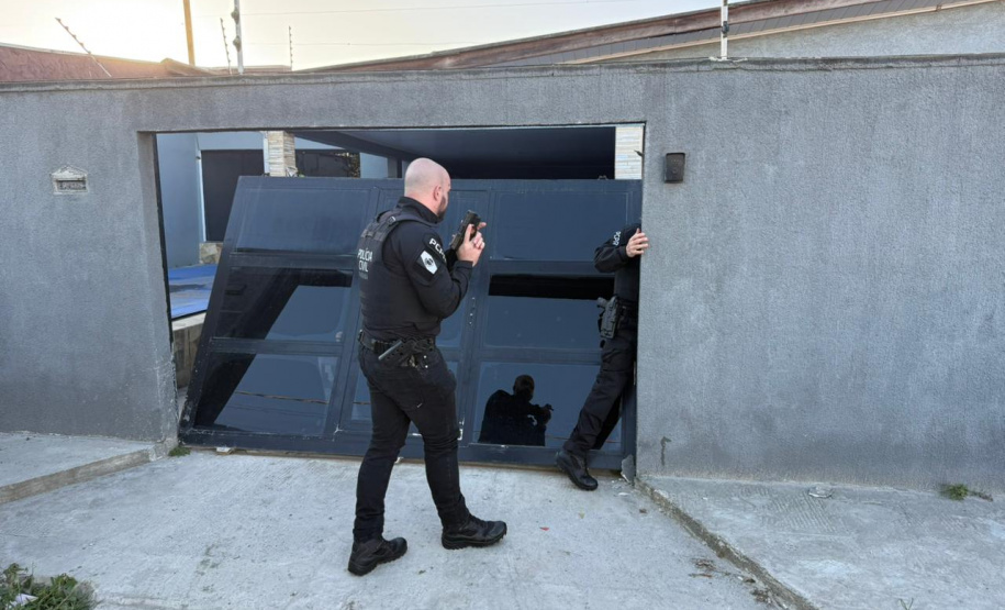 Polícias do Paraná apreendem a segunda maior carga de cocaína do ano: droga seria enviada à Europa