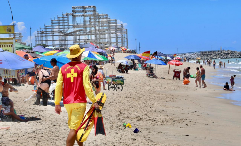 Trabalho preventivo marca atuação do Corpo de Bombeiros no litoral