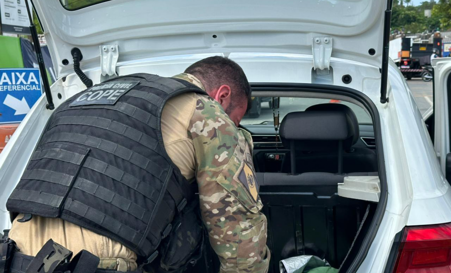 Forças de segurança realizam ação integrada com cães de faro na balsa de Guaratuba