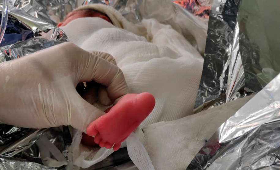 Helicóptero Arcanjo 01 transporta recém-nascida no Verão Maior Paraná