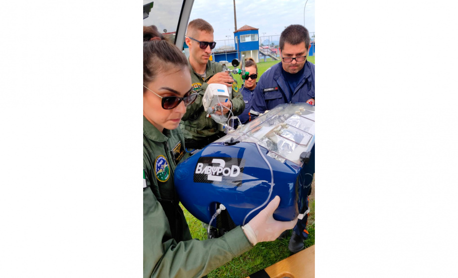 Helicóptero Arcanjo 01 transporta recém-nascida no Verão Maior Paraná