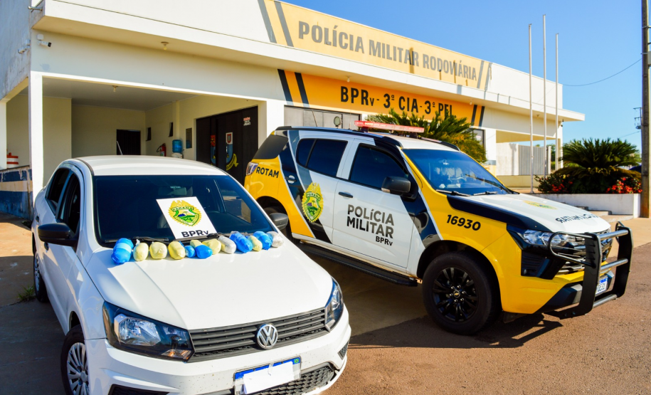 PMPR apreende skunk e haxixe e prende condutor durante fiscalização rodoviária em Iporã