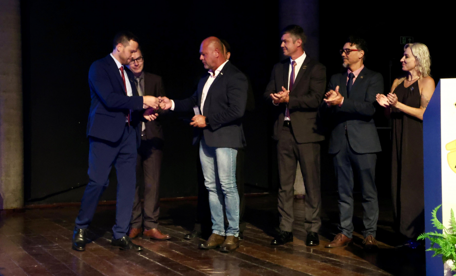 186 novos profissionais: Polícia Científica do Paraná realiza maior formatura da história