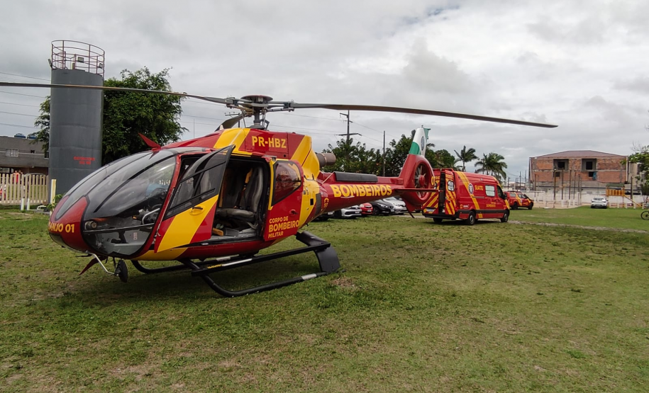 Arcanjo 01 realiza atendimento aeromédico a vítima de atropelamento na PR-412