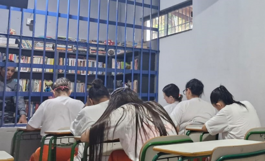 20 mil pessoas privadas de liberdade concluíram educação básica no Paraná em 2025