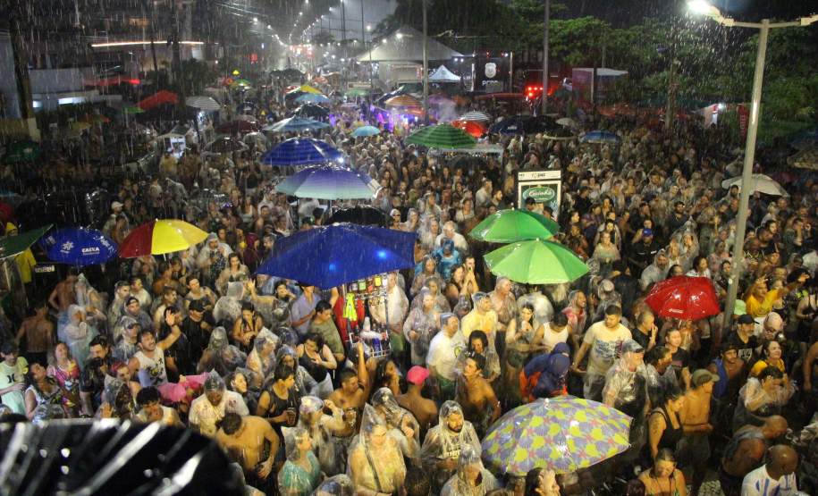 Segurança e Cultura: PMPR garante tranquilidade em show da banda Olodum no Litoral
