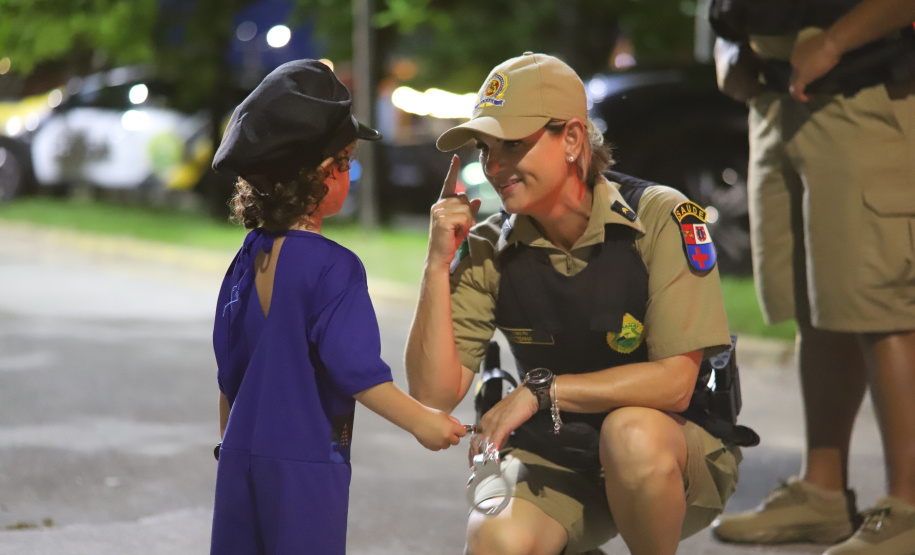 PMPR garante segurança no terceiro dia de Carnaval em Pontal do Paraná
