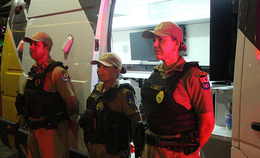 PMPR mantém presença estratégica durante programação de carnaval em Pontal do Paraná