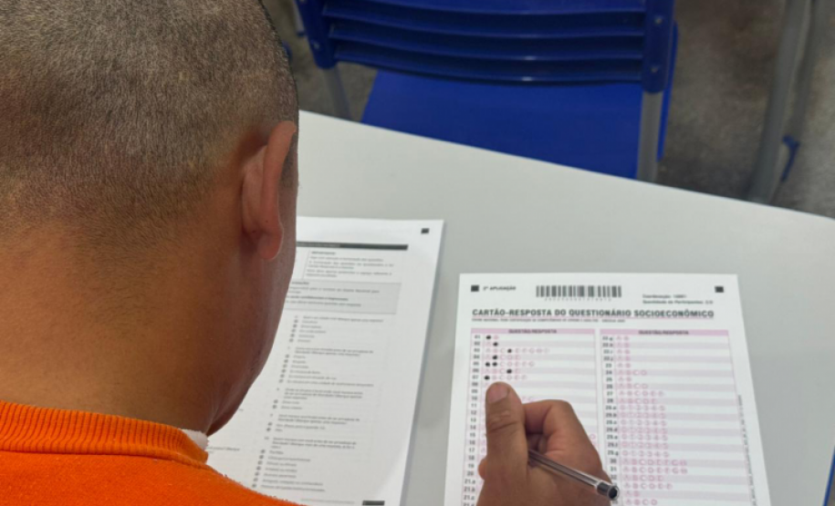 20 mil pessoas privadas de liberdade concluíram educação básica no Paraná em 2025