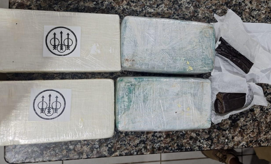PMPR apreende cocaína e crack durante fiscalização em Morretes