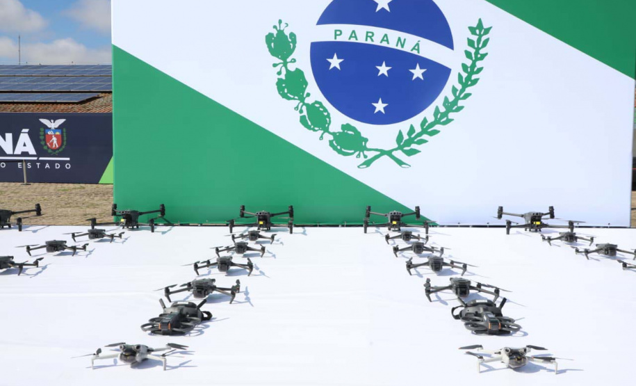 Ratinho Junior entrega 243 drones para monitoramento aéreo das forças de segurança do Paraná
