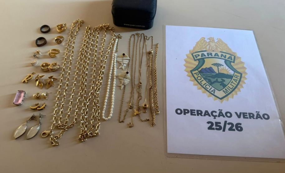 PMPR recupera joias furtadas em residências de Pontal do Sul