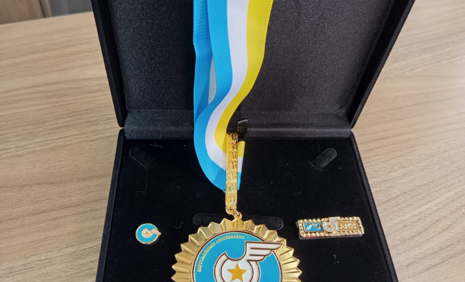 Coronel Aguiar recebe homenagem pelos serviços prestados ao BPTran