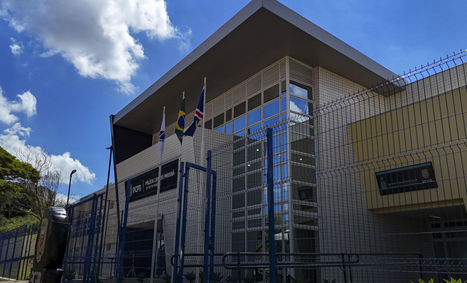 Com investimento de R$ 6,8 milhões, governador entrega Delegacia Cidadã de Cianorte