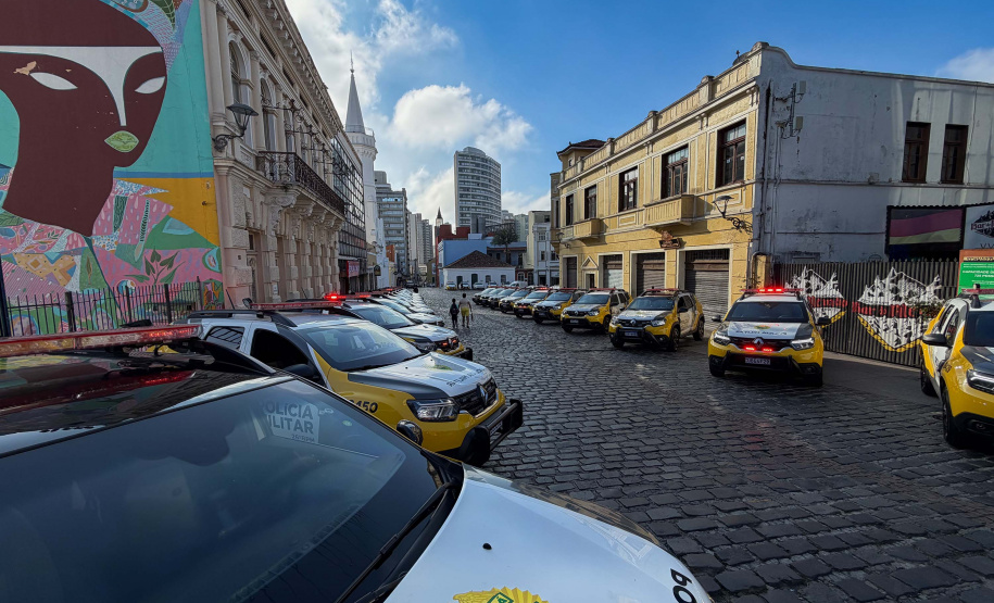 PMPR entrega 54 viaturas e capacita 152 policiais no combate à violência doméstica