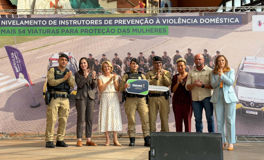 PMPR entrega 54 viaturas e capacita 152 policiais no combate à violência doméstica