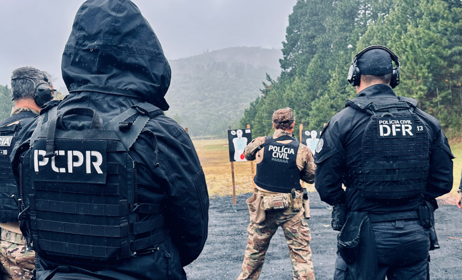 PCPR realiza curso de formação de instrutores de tiro especialistas em fuzil