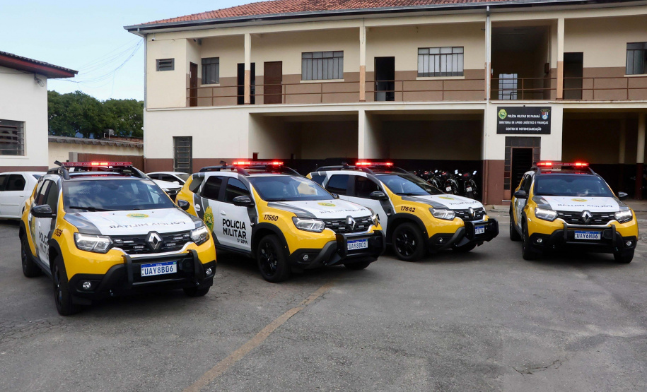 Governo do Paraná entrega 54 novas viaturas para Patrulha Maria da Penha