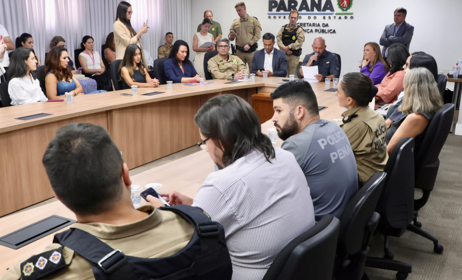 Paraná expande monitoração eletrônica e lança aplicativo para combater violência contra as mulheres