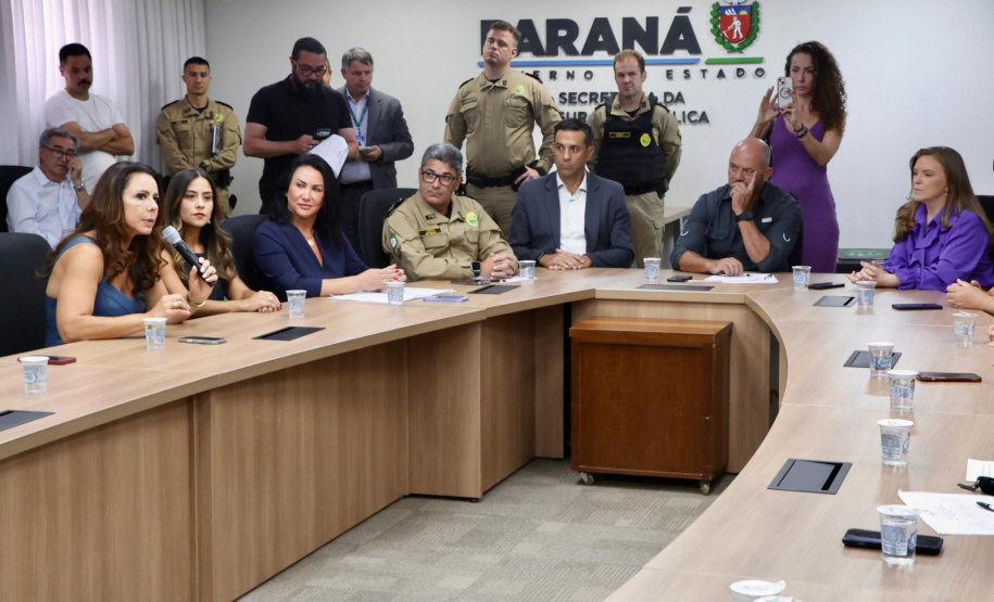 Paraná expande monitoração eletrônica e lança aplicativo para combater violência contra as mulheres