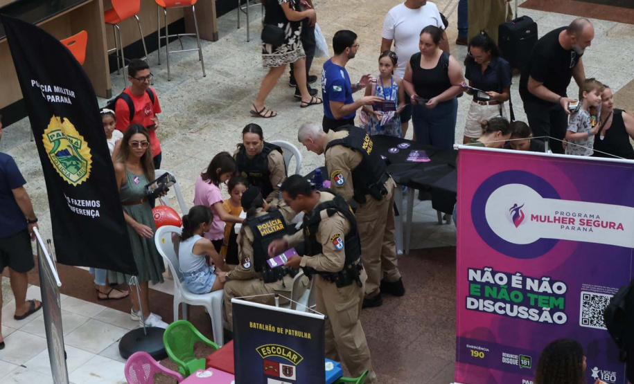 Sinal silencioso que salva vidas integra ação da Segurança Pública no Mês da Mulher