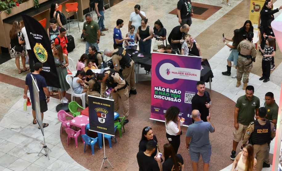 Sinal silencioso que salva vidas integra ação da Segurança Pública no Mês da Mulher