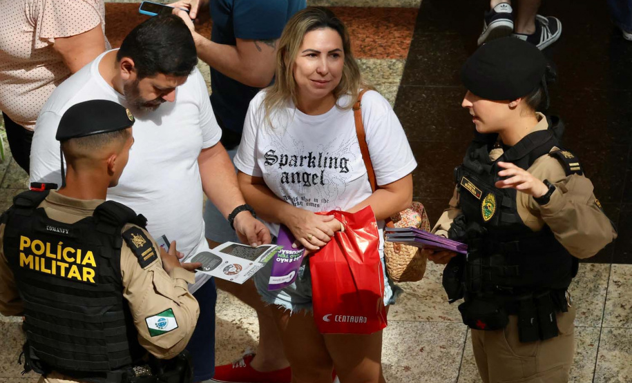 Sinal silencioso que salva vidas integra ação da Segurança Pública no Mês da Mulher