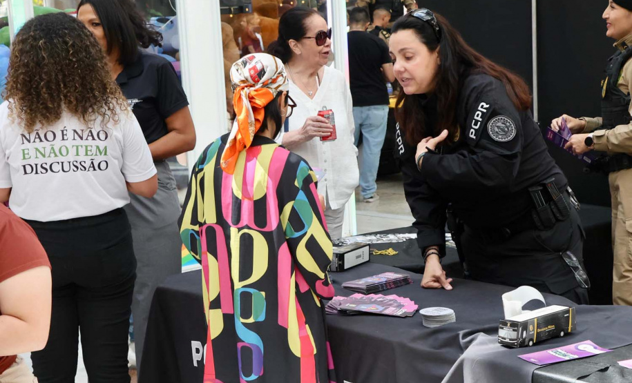 Sinal silencioso que salva vidas integra ação da Segurança Pública no Mês da Mulher