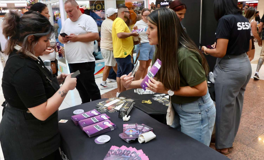 Sinal silencioso que salva vidas integra ação da Segurança Pública no Mês da Mulher