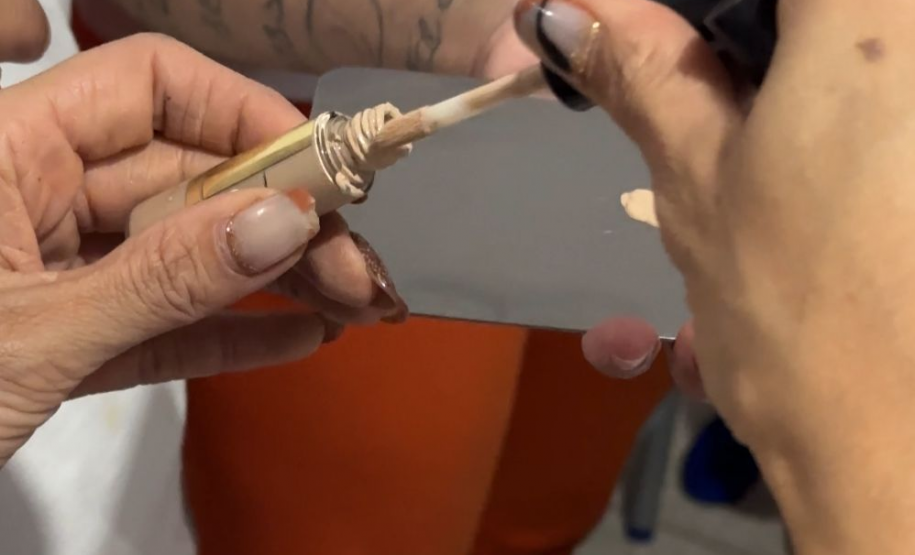 Estado leva capacitação em beleza e empreendedorismo a apenadas em Piraquara