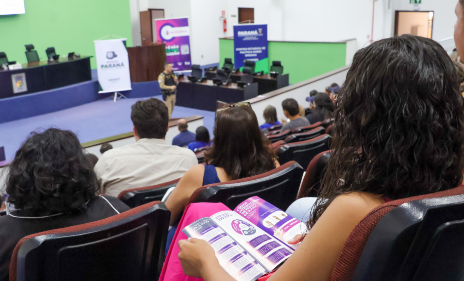 Estado reúne autoridades em Pinhais para fortalecer proteção à mulher e prevenção às drogas