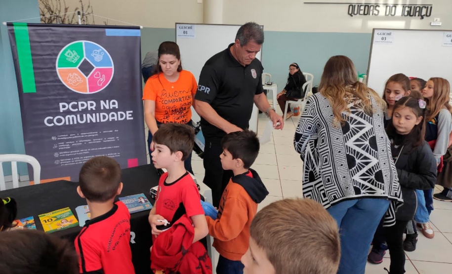 PCPR na Comunidade oferece serviços de polícia judiciária em Colombo e Piên