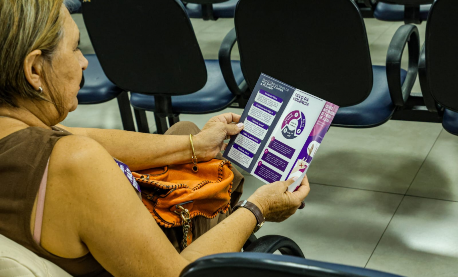 Missão Paraná: Colombo recebe palestras sobre proteção às mulheres e prevenção ao uso de drogas