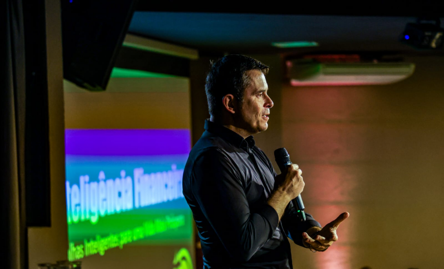 Programa Prumos promove palestra sobre inteligência financeira para forças de segurança