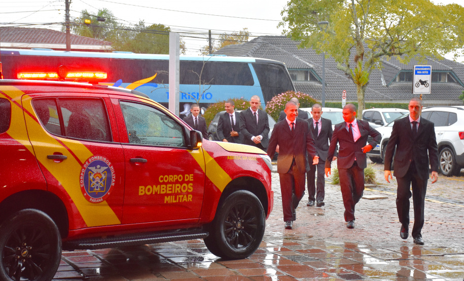 Corpo de Bombeiros inicia formação da maior turma de soldados da história