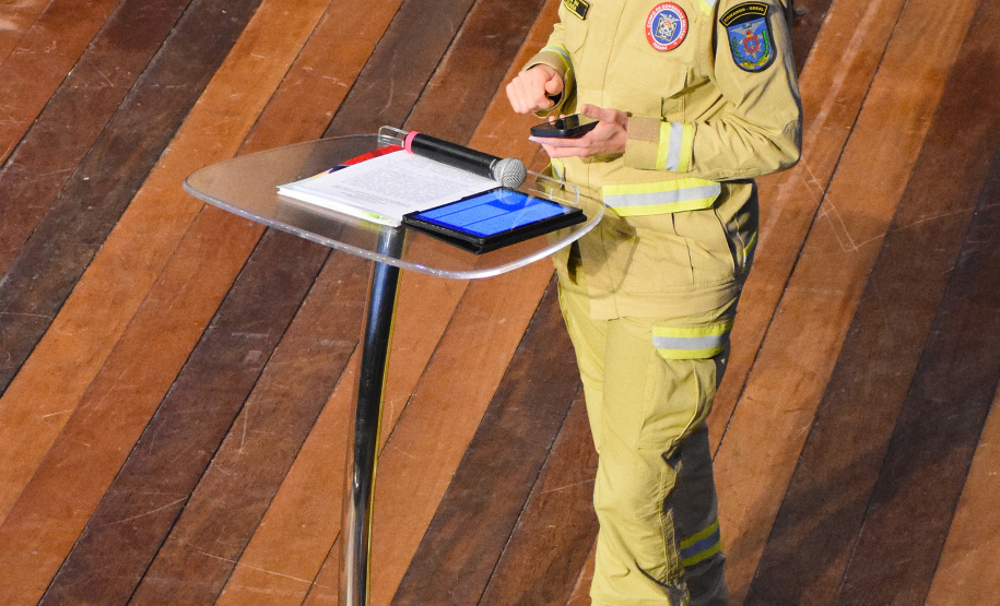 Corpo de Bombeiros inicia formação da maior turma de soldados da história